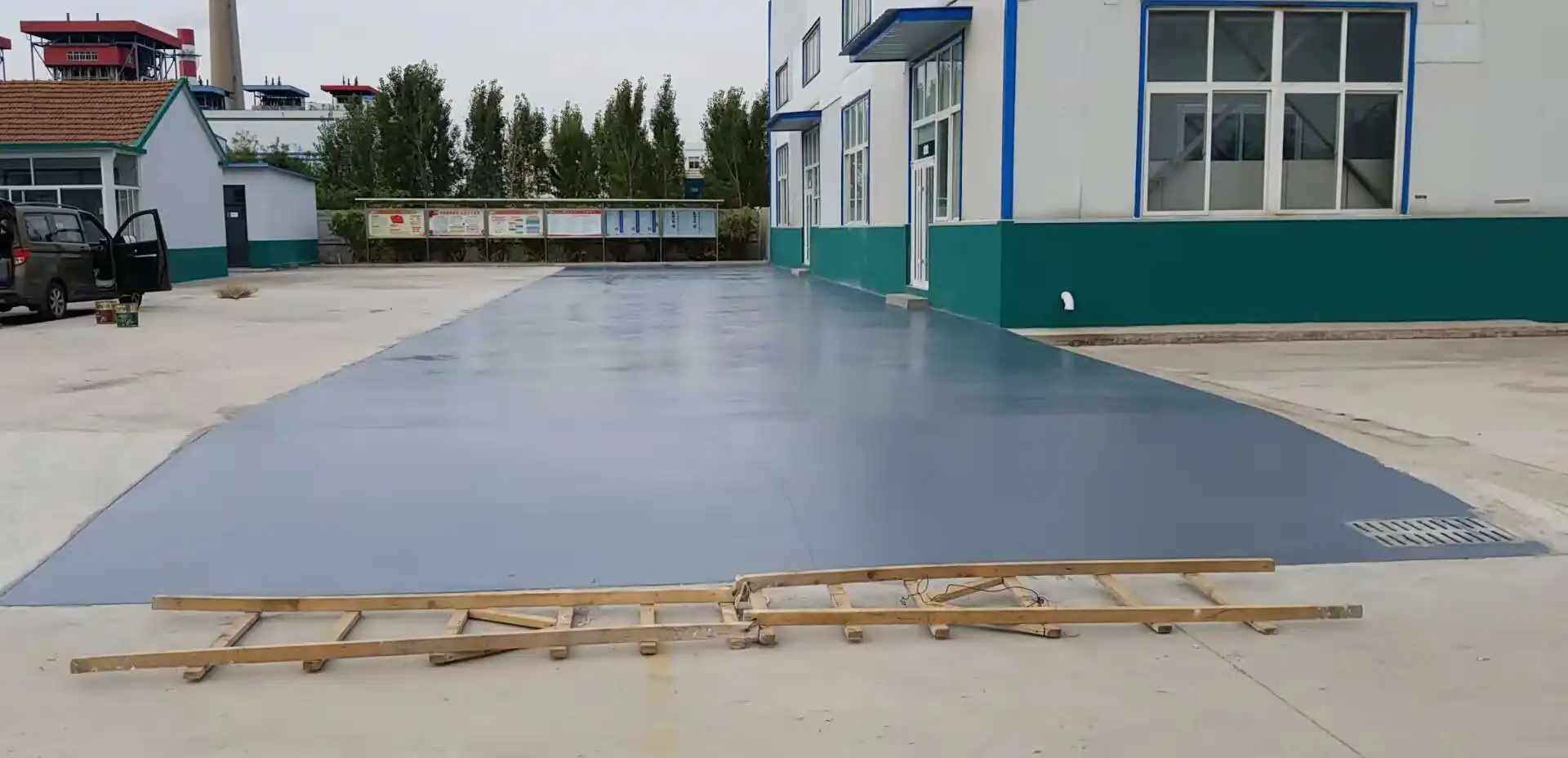 赤峰车间厂房地坪漆修补翻新